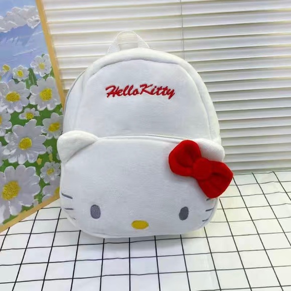 Sanrio Mini Plush Backpacks - Picture 5 of 5